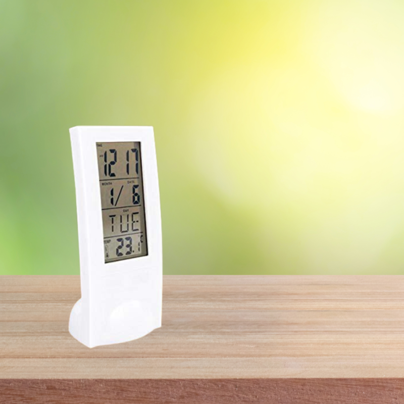 Sleek see-through Table Clock - Image 6